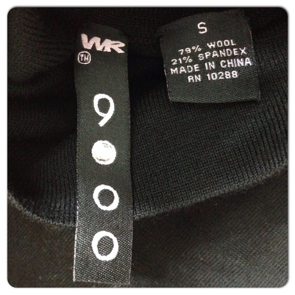 Sweater dress LBD size Small - Picture 4 of 4