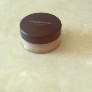 Bare minerals SPF 15 foundation golden tan