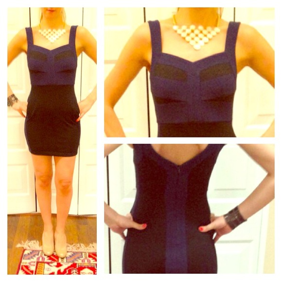 ⛔️SOLD⛔️ BCBG black and blue lining form dress 👗