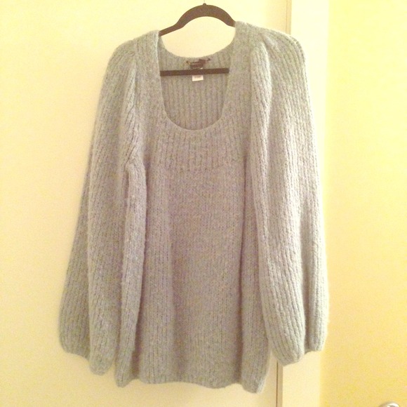 BCBG Alpaca Sweater (L) Baby Blue
