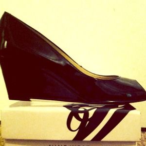 Nine West peep toe wedge