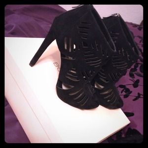Bcbg black suede heels
