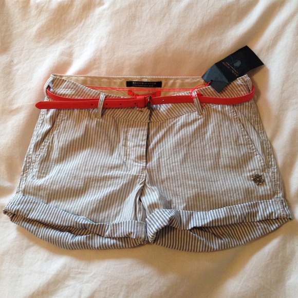 SOLD!! Maison Scotch Les Bon Vivants Short. NEW!!