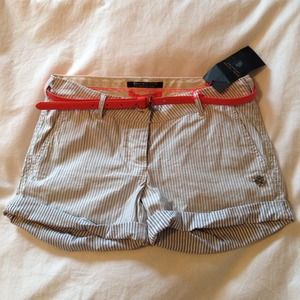 SOLD!! Maison Scotch Les Bon Vivants Short. NEW!!