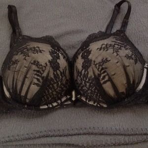 Victoria's Secret lace bra 34B