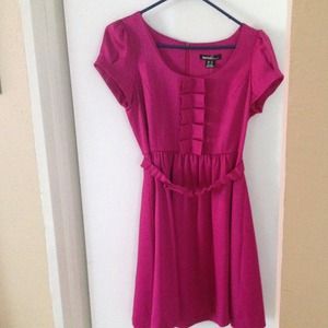 Cute pink dress. NWT. Never worn! Size S