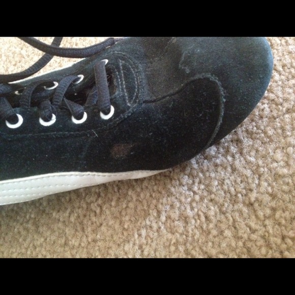 Sold - Picture 3 of 3