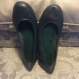 Clark dark green flats