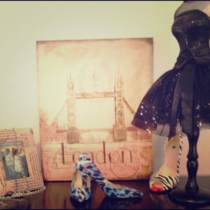 Brand new Nine West pointy toe pumps