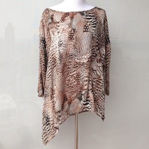 SOLD. Bundled with 12 items. Rag & Bone Owl