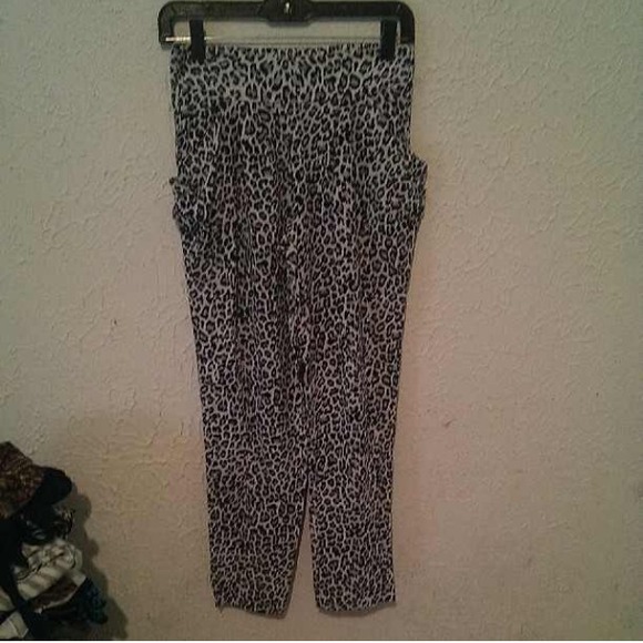 Leopard harem pants
