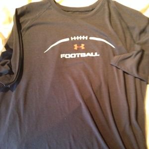 NAVY Under Armour heatgear shirt MEDIUM