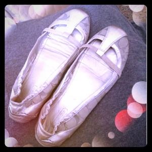 Coach silver ballet flats