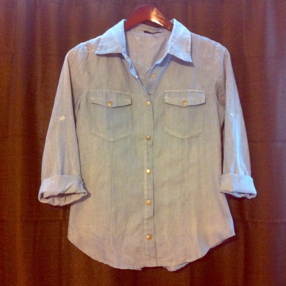 Denim blouse, NEW without tags