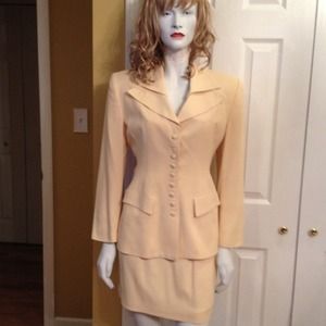 Beautiful suit by Nikki Taylor