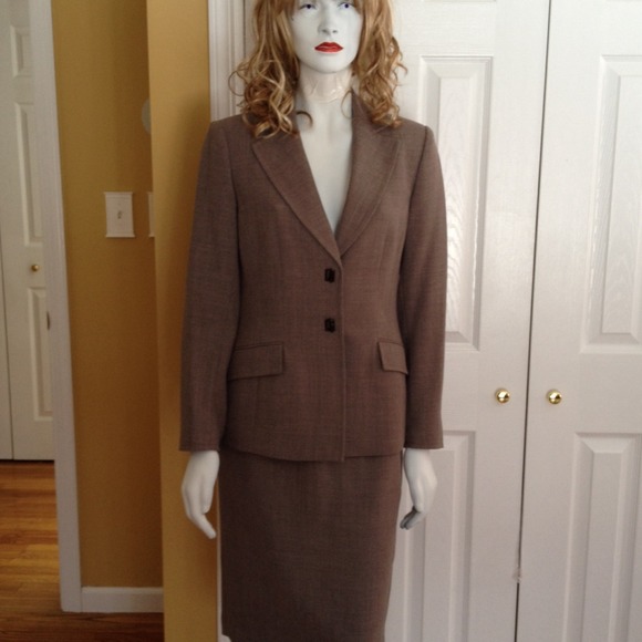 Great suit for the office!