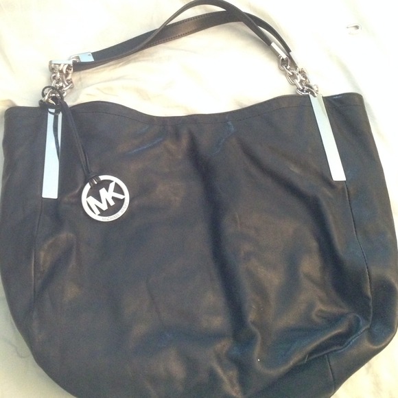 Michael kors black leather silver boho bag purse