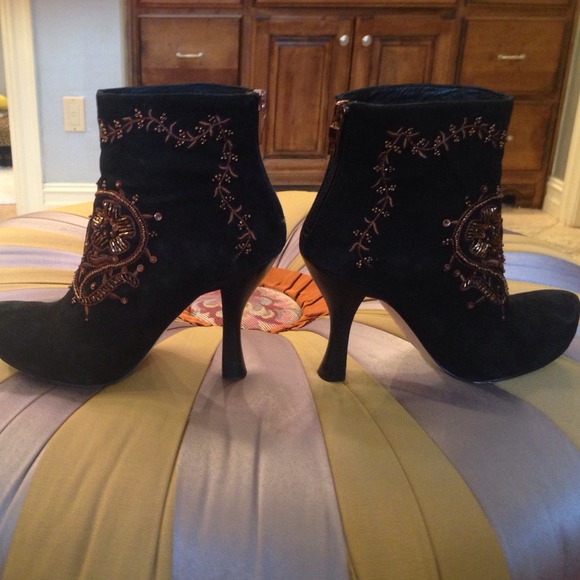 Boots - Picture 2 of 2