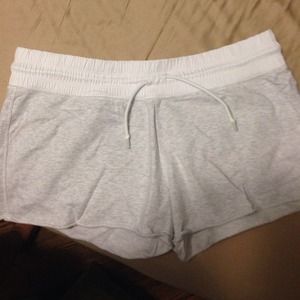 Lululemon shorts new!