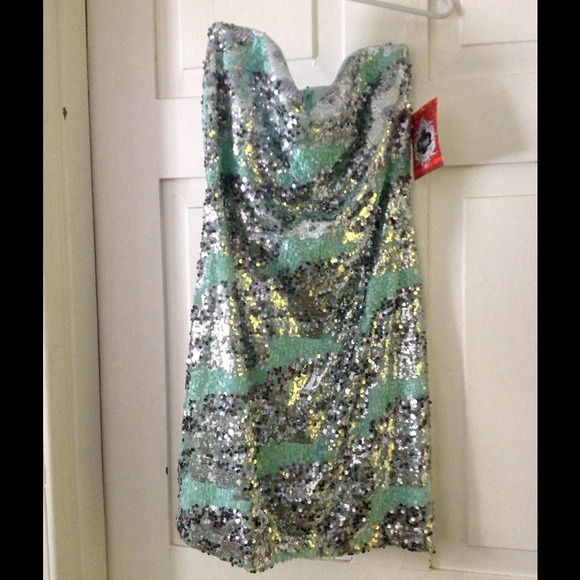 NWT TAGS DRESS