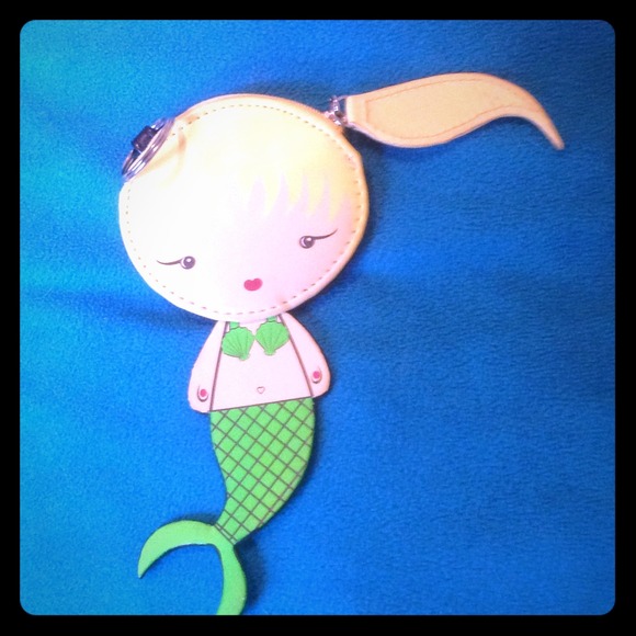 Harajuku lovers mermaid keychain/change purse