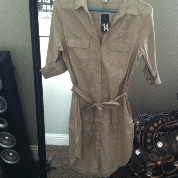 Reduced‼️ Brown button up dress