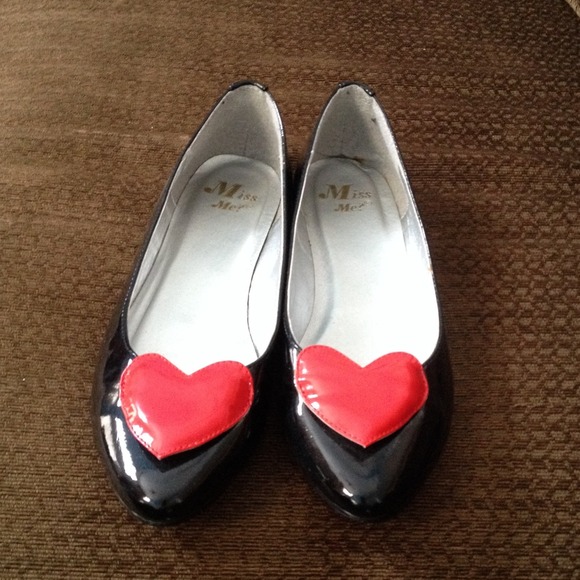 Miss Me? Black flats and Sperry Sandal bundle