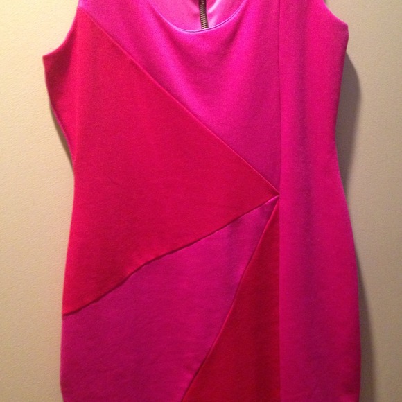 Hot Pink Night out! - Picture 2 of 4