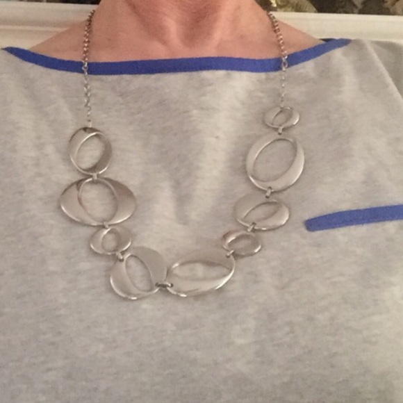 🎉HP🎉 FOSSIL STAINLESS NECKLACE - Picture 3 of 4