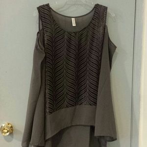 Hi low sheer open shoulder blouse