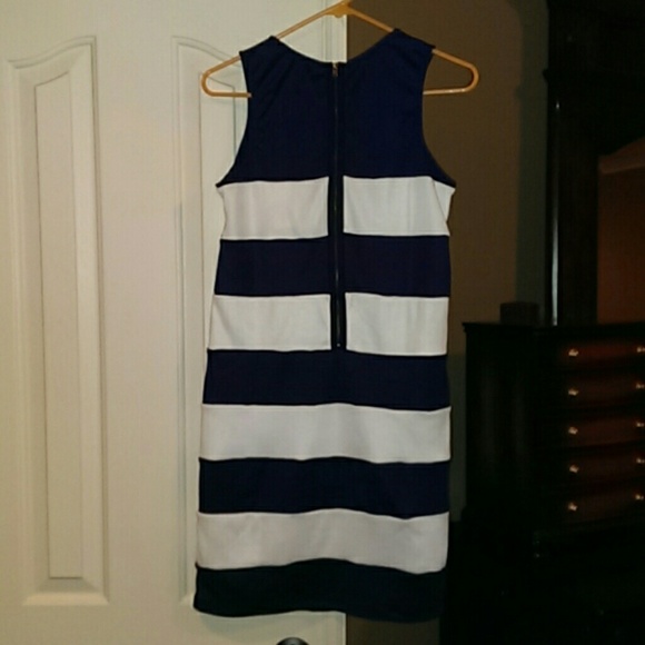 Sold bundle! Pim + Larkin navy & white dress NWT! - Picture 4 of 4