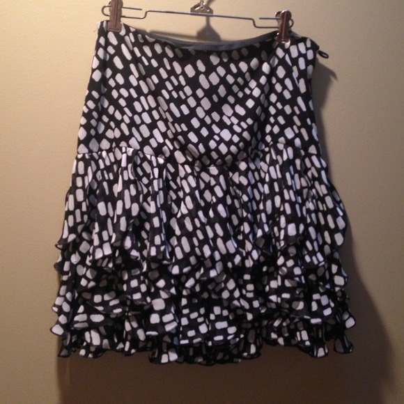 White House black market skirt