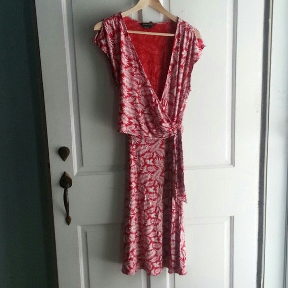 Red and white fern print wrap dress.
