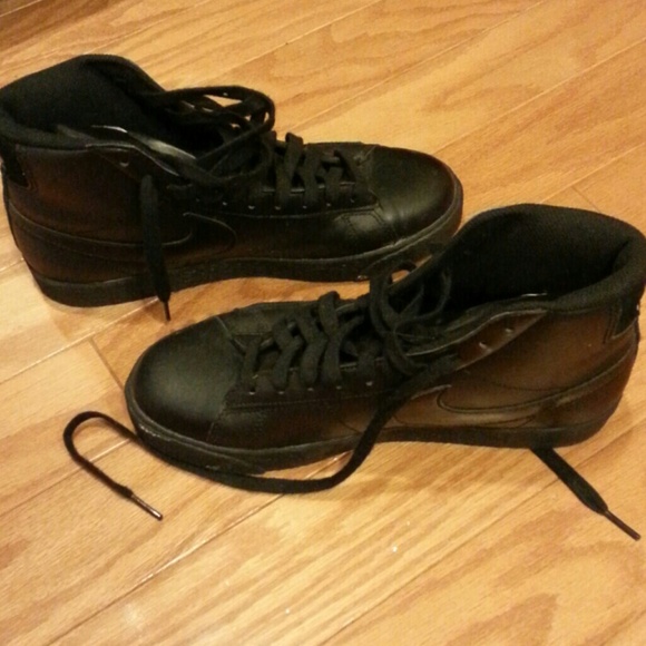 Nike high tops - Picture 3 of 3