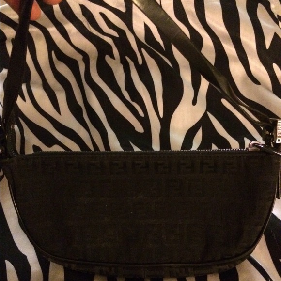 Fendi handbag - Picture 2 of 4