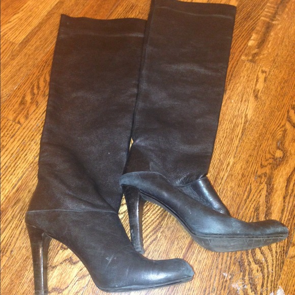 Stuart Weitzman Tall Leather Boots! Size 6!
