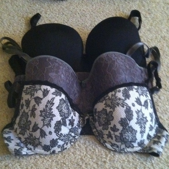 Size 34D bra bundle!