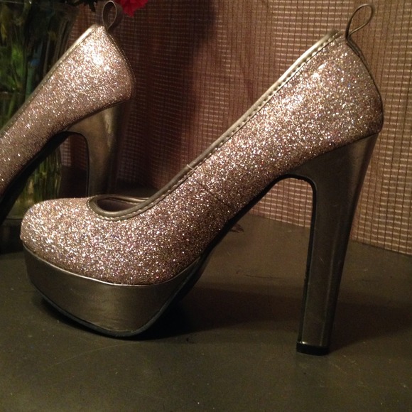 Bling glitter must have perfect 5' heels sz 7.5 - Picture 4 of 4