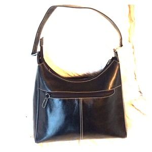 Reaction by Kenneth Cole black patent leather bag