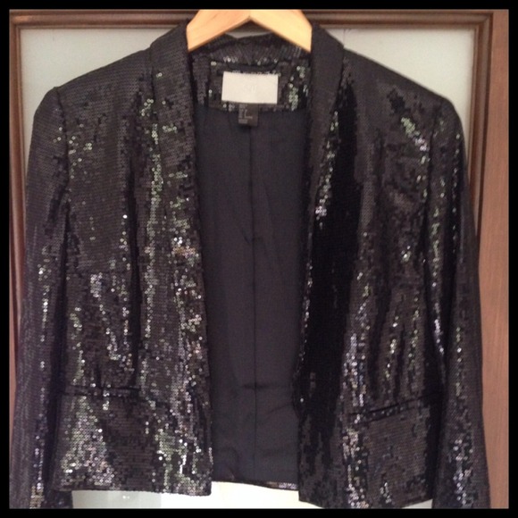 H&M sequenced blazer!