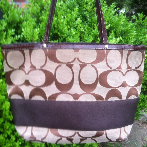 Bundle Coach Rev Stripe Mahogany Satin - Picture 2 of 3