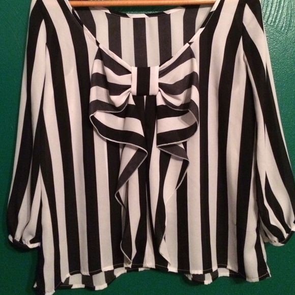 🎀 SOLD! 🎀 - Picture 3 of 4