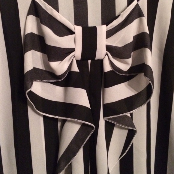 🎀 SOLD! 🎀 - Picture 4 of 4