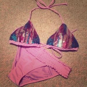 Swim suit: worn only once