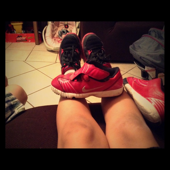 Shoos
