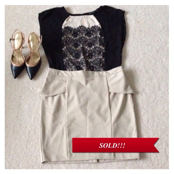 SOLD in bundle!!! Beige peplum skirt (NWT)