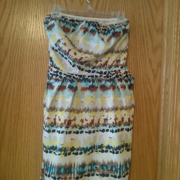 ***SOLD*** Limited strapless tribal print dress 12