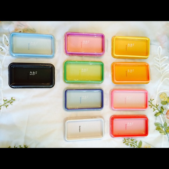 iPhone 4,4s bumper, screen protector 4 for 12 - Picture 2 of 4