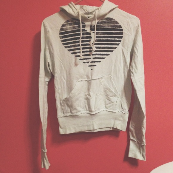 ❌SOLD❌ Off White Heart Pullover Hoodie - Picture 1 of 3