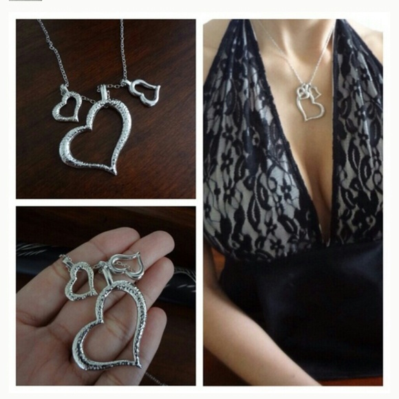 Triple Heart Pendant Necklace -beautifully frosted - Picture 4 of 4